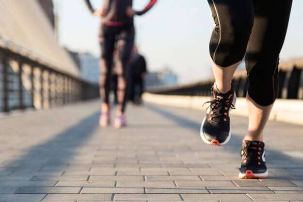 ¿Qué hacer si tienes dolores musculares después de correr?